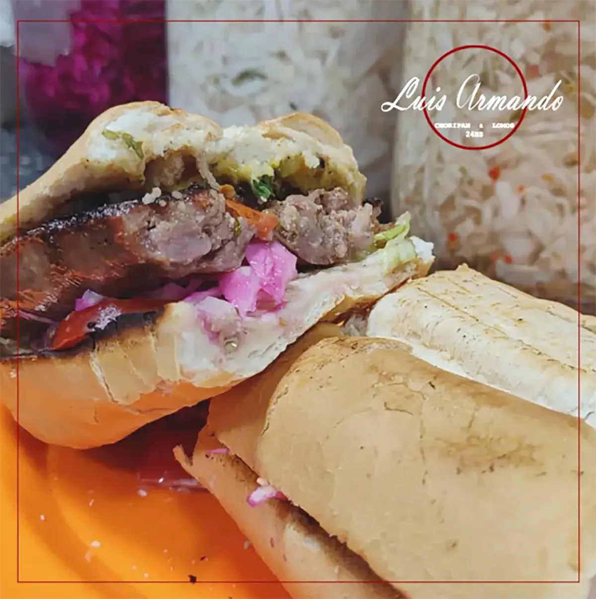 Choriburguer abierto con chimichurri